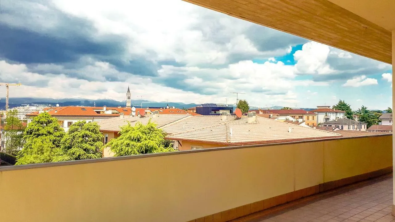 Attico Fiera Verona Apartamento